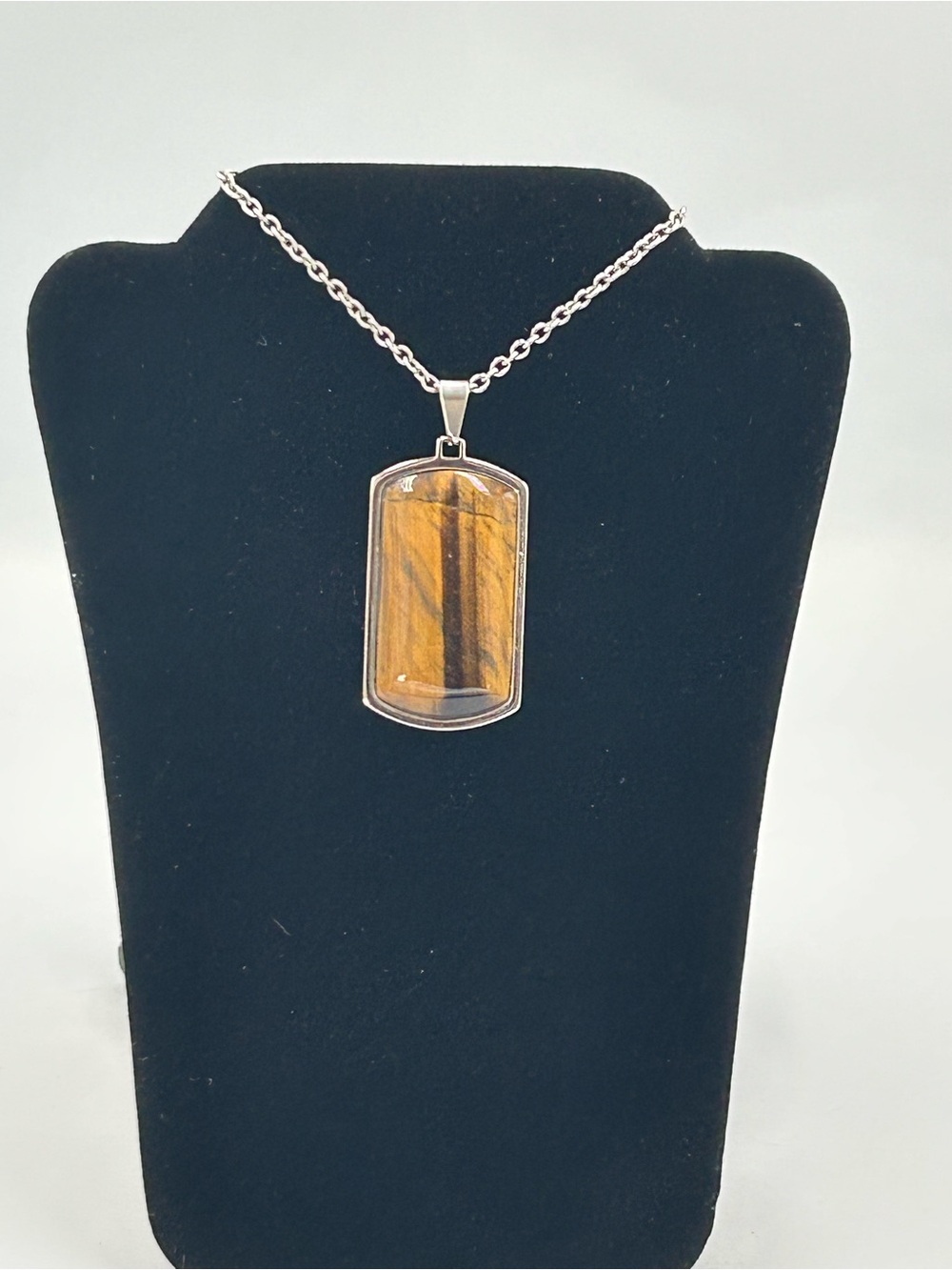 Beautiful Tiger's Eye Pendant Necklace